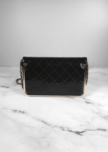 Chanel Fall-Winter 2024/25 Black Patent Calfskin Wallet on Chain