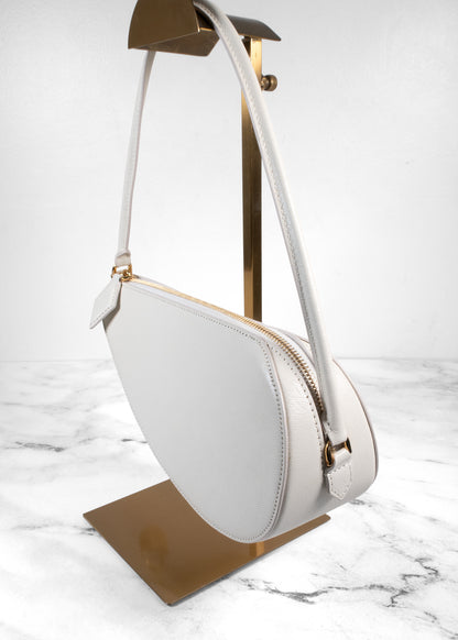 Alaïa Le Teckel Grained Leather Shoulder Bag